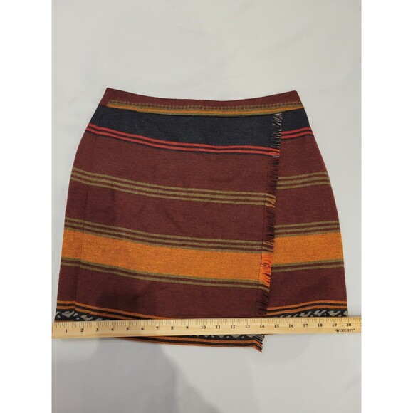 NWT Faux Wrap Mini Skirt Size 8P Wool Blend Southwestern Aztec Ann Taylor Loft - Picture 5 of 9